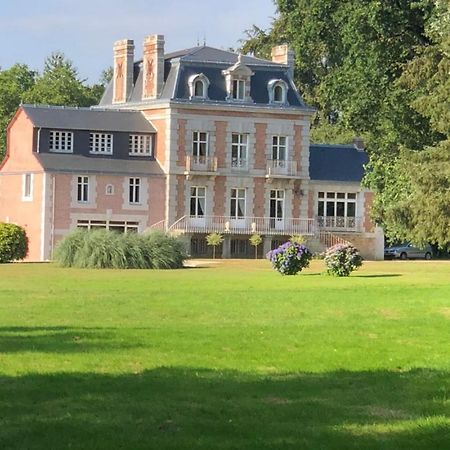 Chateau De La Chasse Beauvais Romagne  Екстер'єр фото