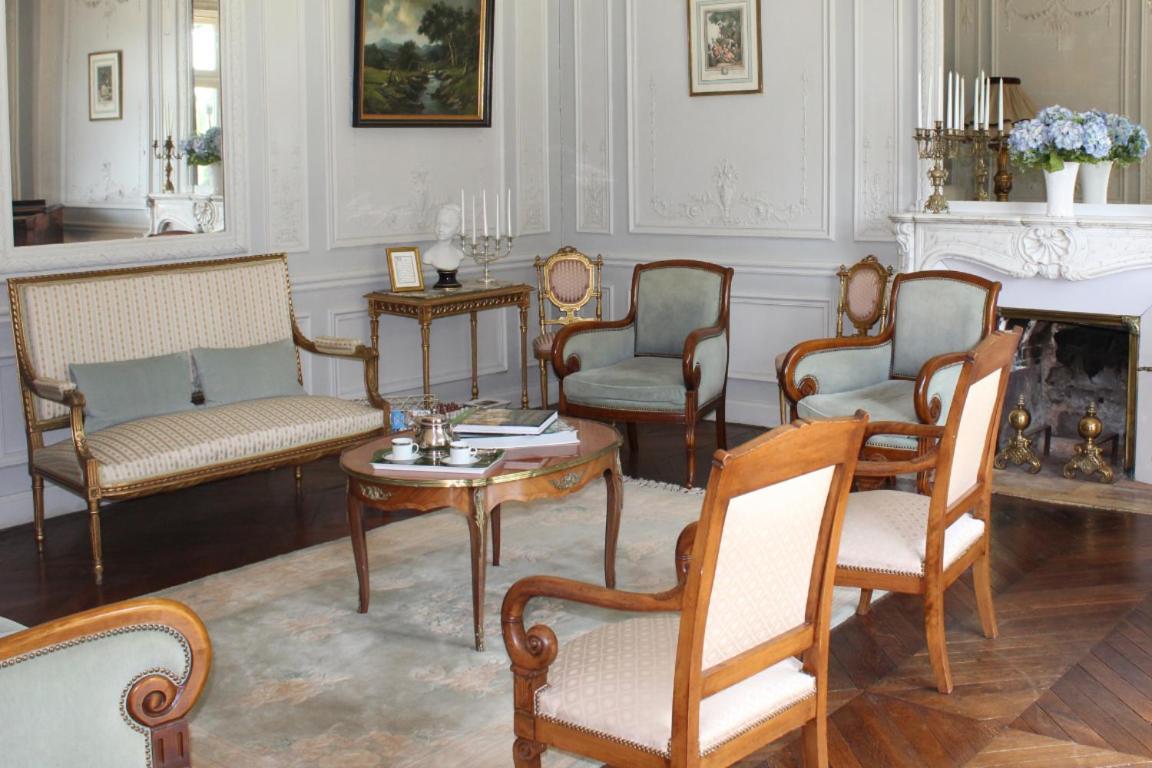 Chateau De La Chasse Beauvais Romagne  Екстер'єр фото